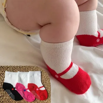 3 пары детских носков в пол 2023, летние новые хлопчатобумажные нескользящие носки с героями мультфильмов для малышей