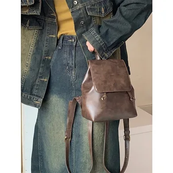 2023 Унисекс Винтажный коричневый рюкзак с карманом с клапаном, рюкзак из масляно-восковой кожи, женский мини-рюкзак, женская роскошная дизайнерская сумка